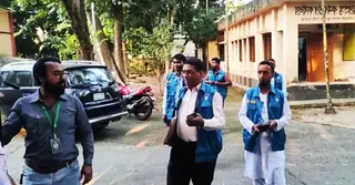 যশোরে সরকারি খাদ্য গুদামে দুদকের অভিযান: ভারপ্রাপ্ত কর্মকর্তাকে হাজির হওয়ার নির্দেশ