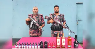 যশোর সীমান্তে বিজিবির অভিযানে মাদক ও চোরাচালানি মালামাল জব্দ