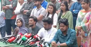 'ঢাবির হলগুলোয় আগের ধারায় ছাত্ররাজনীতি ফেরানোর পাঁয়তারা চলছে'