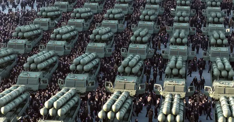 পারমাণবিক ক্ষেপণাস্ত্র বহনে সক্ষম রকেট