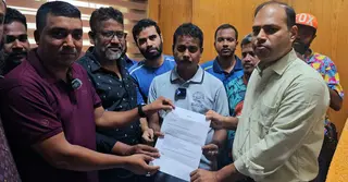 কুষ্টিয়ায় নিরাপদ সড়কের দাবিতে নিসচার স্মারকলিপি