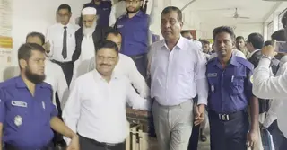 বরগুনায় জেলা বিএনপির কার্যালয় ভাঙচুরের মামলায় ১২ আইনজীবীকে কারাগারে প্রেরণ