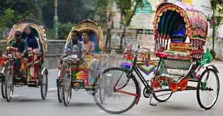 প্যাডেল রিকশার বদলে নামছে লিথিয়াম ই-রিকশা, পাবেন যারা