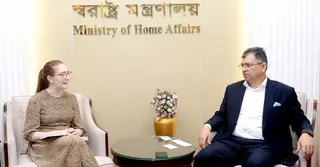 স্বরাষ্ট্রমন্ত্রীর সঙ্গে ব্রিটিশ হাইকমিশন ও ডেমোক্রেসি ইন্টারন্যাশনালের প্রতিনিধিদলের সাক্ষাৎ