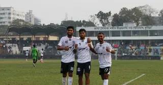 চট্টগ্রাম আবাহনীকে হারিয়ে শিরোপার আরো কাছে মোহামেডান