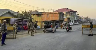পুলিশ-বিক্ষোভকারীদের সংঘর্ষে মণিপুরে ১৪৪ ধারা জারি
