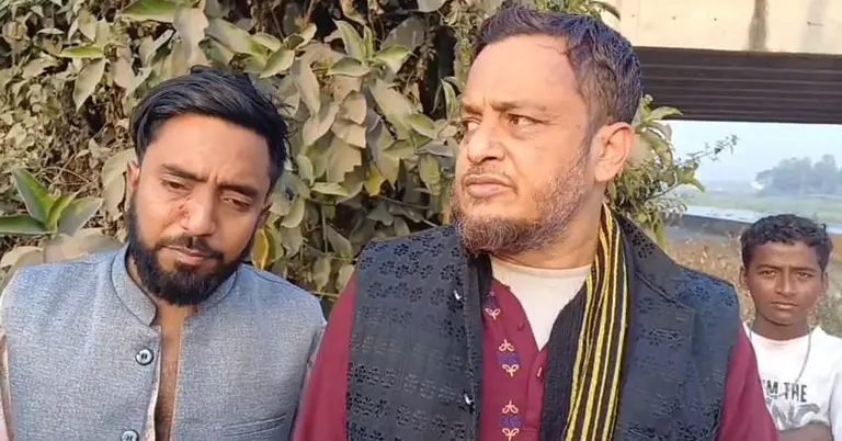 ভুক্তভোগী দুই কর্মচারী