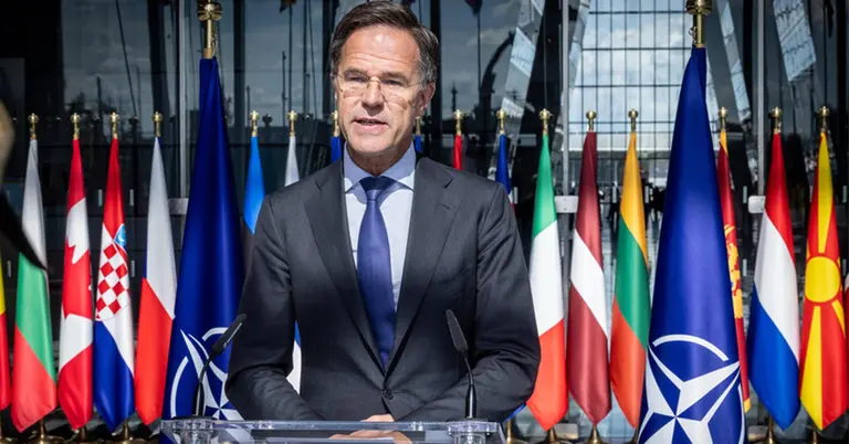 ন্যাটোর মহাসচিব মার্ক রুট