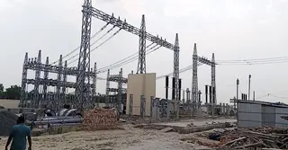 নাটোরে নিরাপত্তা কর্মীদের বেঁধে কোটি টাকার যন্ত্রাংশ লুট