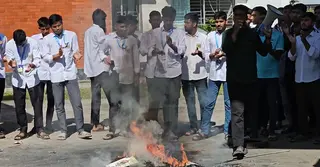নেত্রকোণায় টেকনিক্যাল শিক্ষার্থীদের বিক্ষোভ ভাঙচুর