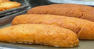 জিআই স্বীকৃতি পেলো নেত্রকোণার ঐতিহ্যবাহী বালিশ মিষ্টি