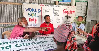 নেত্রকোণায় ফসলের হাসপাতাল; বিনামূল্যে সেবা পাচ্ছেন কৃষকরা