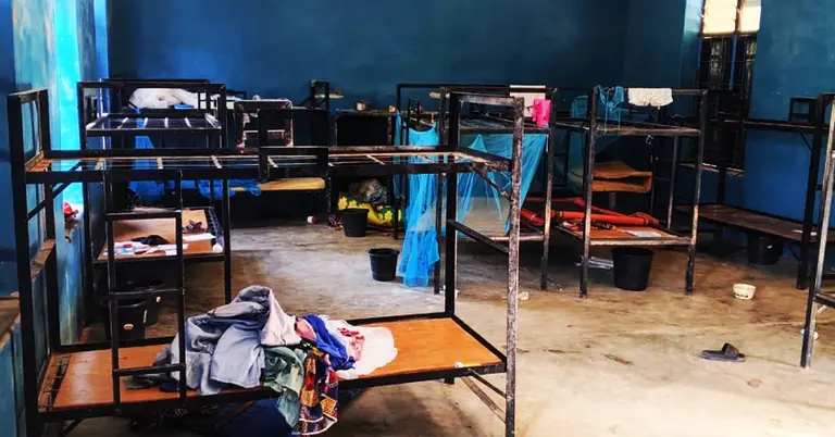 স্কুলের ভেতরের দৃশ্য