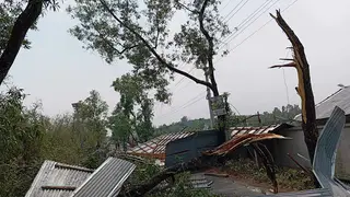 কালবৈশাখী ঝড়ে হাতিয়ায় ক্ষতিগ্রস্থ শিক্ষাপ্রতিষ্ঠান