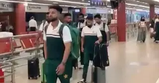 টেস্ট সিরিজ খেলতে ঢাকায় পৌঁছেছে পাকিস্তান দল