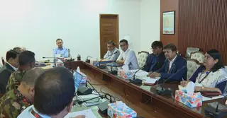 বস্ত্র ও পাট মন্ত্রণালয়ের সঙ্গে প্রধানমন্ত্রীর বৈঠক