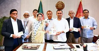 জাতীয় পল্লী উন্নয়ন দিবসের স্মারক ডাক টিকেট উদ্বোধন করেছেন প্রধানমন্ত্রী