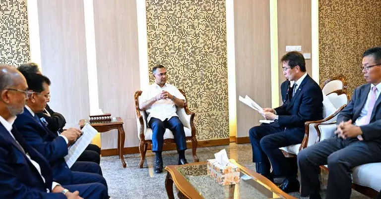 প্রধানমন্ত্রীর সঙ্গে জাপানের প্রধানমন্ত্রীর বিশেষ উপদেষ্টার বৈঠক