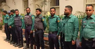 পুলিশের মারণাস্ত্র প্রত্যাহার: সিদ্ধান্ত কতটা যৌক্তিক প্রশ্ন তুলেছেন অপরাধ বিশেষজ্ঞরা