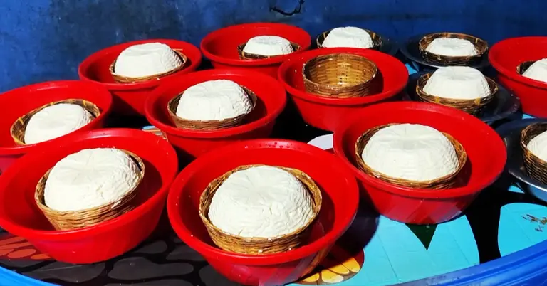 অষ্টগ্রামের পনির