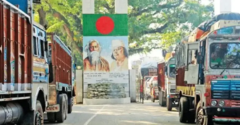 বাংলাদেশ থেকে স্থলপথে ৯ পণ্যের আমদানি নিষিদ্ধ করলো ভারত