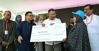রাজশাহীতে আখচাষীদের ১২ কোটি টাকা প্রণোদনা দিলেন প্রধানমন্ত্রী