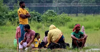 পঞ্চগড় সীমান্ত দিয়ে পুশইনের চেষ্টা, ৩২ ঘণ্টা ধরে ‘নোম্যান্সল্যান্ডে’ অপেক্ষা