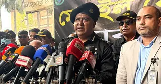 রাজধানীর ৩ হাসপাতালে দালালবিরোধী অভিযান, গ্রেপ্তার ২০