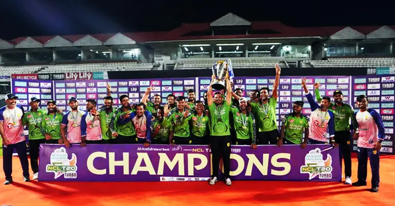 খুলনা বিভাগকে ৮ উইকেটে হারিয়ে শিরোপা জিতলো রংপুর