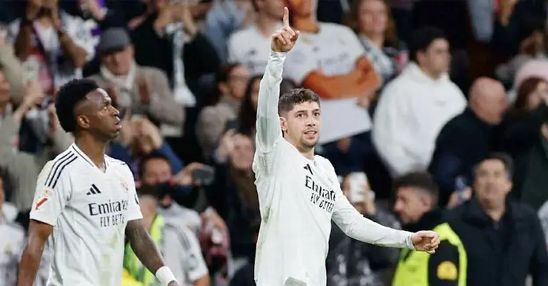 জয় নিয়ে মাঠ ছেড়েছে রিয়াল মাদ্রিদ।