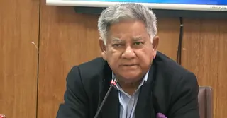 চট্টগ্রাম বন্দর থেকে প্রতিদিন দুই থেকে আড়াই কোটি চাঁদাবাজি হয়:  নৌ উপদেষ্টা