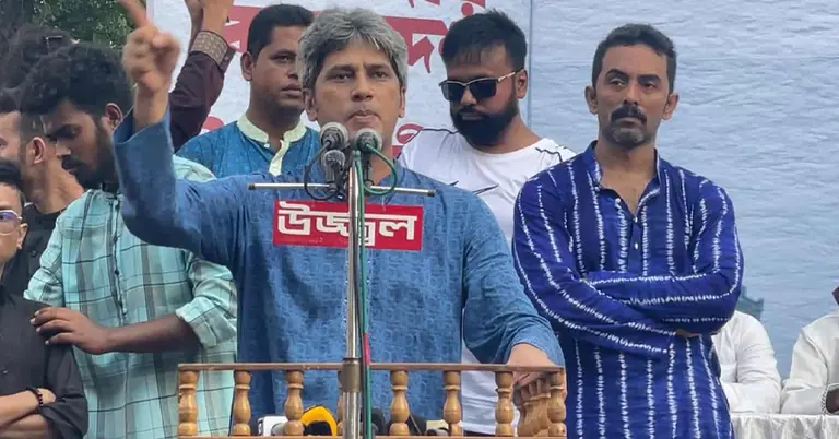 কথা বলছেন জোনায়েদ সাকি