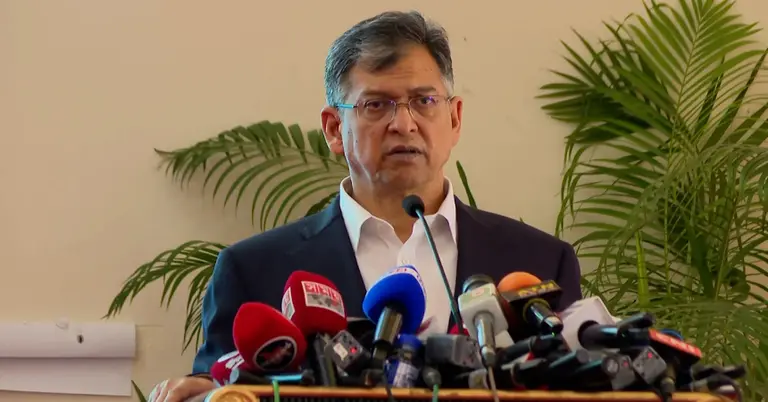 স্বরাষ্ট্রমন্ত্রী সালাহউদ্দিন আহমদ