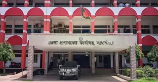 সাতক্ষীরায় ডিসির ‘সিলযুক্ত ফুয়েল কার্ড’ বাধ্যতামূলক করার সিদ্ধান্ত বাতিল