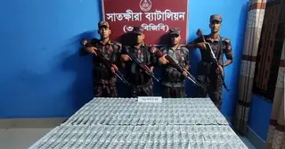 সাতক্ষীরা সীমান্তে বিজিবির বিশেষ অভিযানে ৩০ হাজার ডলার উদ্ধার