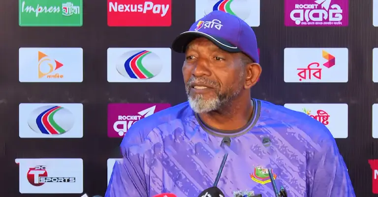 ফিল সিমন্স