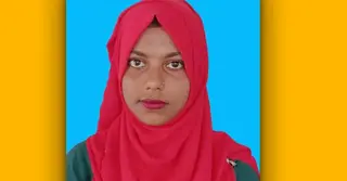 লক্ষ্মীপুরে বিএনপি নেতার বাড়িতে আগুন: দগ্ধ বড় মেয়ে স্মৃতির চিকিৎসাধীন অবস্থায় মৃত্যু