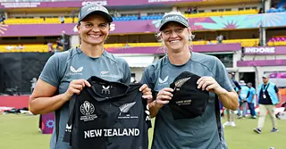 দক্ষিণ আফ্রিকার বিপক্ষে সিরিজে দলে ফিরছেন নিউজিল্যান্ডের সোফি-সুজিরা