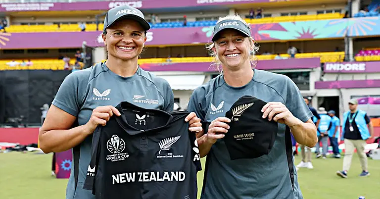 সোফি ডিভাইন ও সুজি বেটস