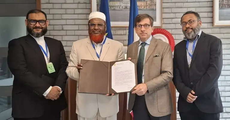 জামায়াতে ইসলামীর সেক্রেটারি জেনারেল মিয়া গোলাম পরওয়ার ও বাংলাদেশে নিযুক্ত ফ্রান্সের রাষ্ট্রদূত