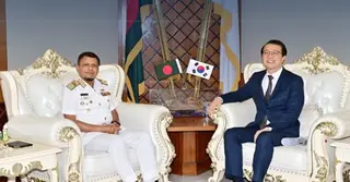 নৌপ্রধানের সঙ্গে বাংলাদেশে নিযুক্ত দক্ষিণ কোরিয়ার রাষ্ট্রদূতের সাক্ষাৎ