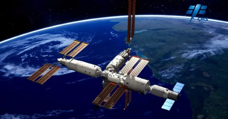 মহাকাশ স্টেশন