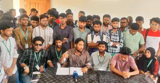 বাসের দাবিতে সুবিপ্রবি শিক্ষার্থীদের ৮ দিনের আল্টিমেটাম