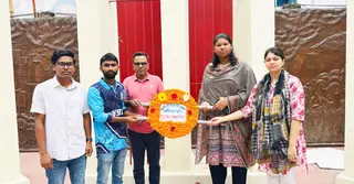 টাঙ্গাইলে ফুল দিয়ে জুলাই গণঅভ্যুত্থানের শহীদদের শ্রদ্ধা