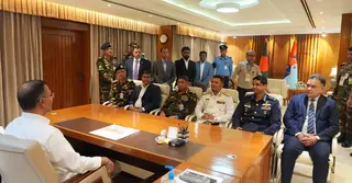 প্রথমবারের মতো সশস্ত্র বাহিনী বিভাগে অফিস করলেন প্রধানমন্ত্রী