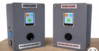 সংরক্ষিত ফসলের পোকা দমন করবে বাকৃবি গবেষকদের উদ্ভাবিত ‘গ্রেইন গার্ড’ ডিভাইস