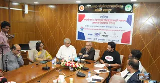 অসাধু আমদানিকারকদের দৌরাত্ম্যে রাজস্ব হারাচ্ছে দেশ, নিয়ন্ত্রণ জরুরি: সেমিনারে বক্তারা