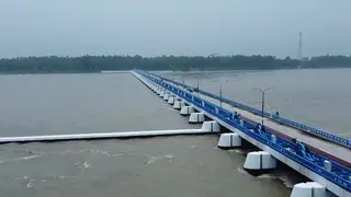 টানা বর্ষণে উত্তরের জনপদে বাড়ছে নদ-নদীর পানি