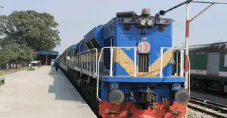 ঈদযাত্রার আগে পশ্চিমাঞ্চলের ট্রেনে অগ্রিম টিকিট বিক্রিতে হিট ২১ লাখ