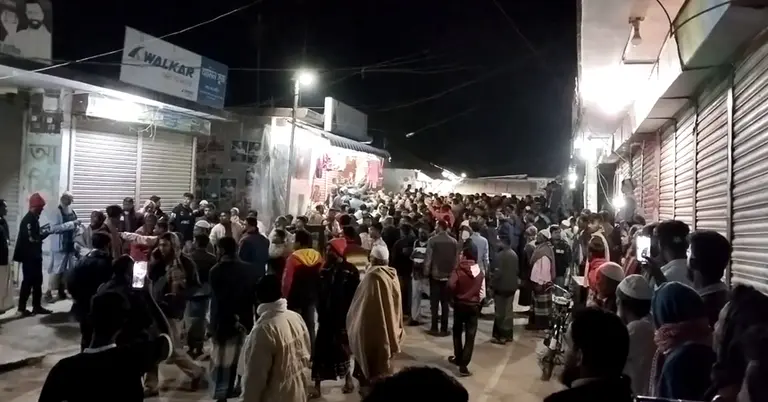 ভোলায় জামায়াত ও বিএনপির নেতাকর্মীদের ধাওয়া-পাল্টা ধাওয়া, আহত ১০